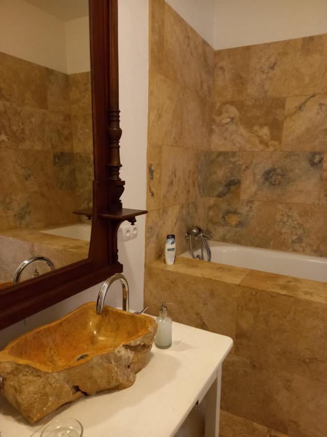 Luxury Old Town Apartment Прага Экстерьер фото